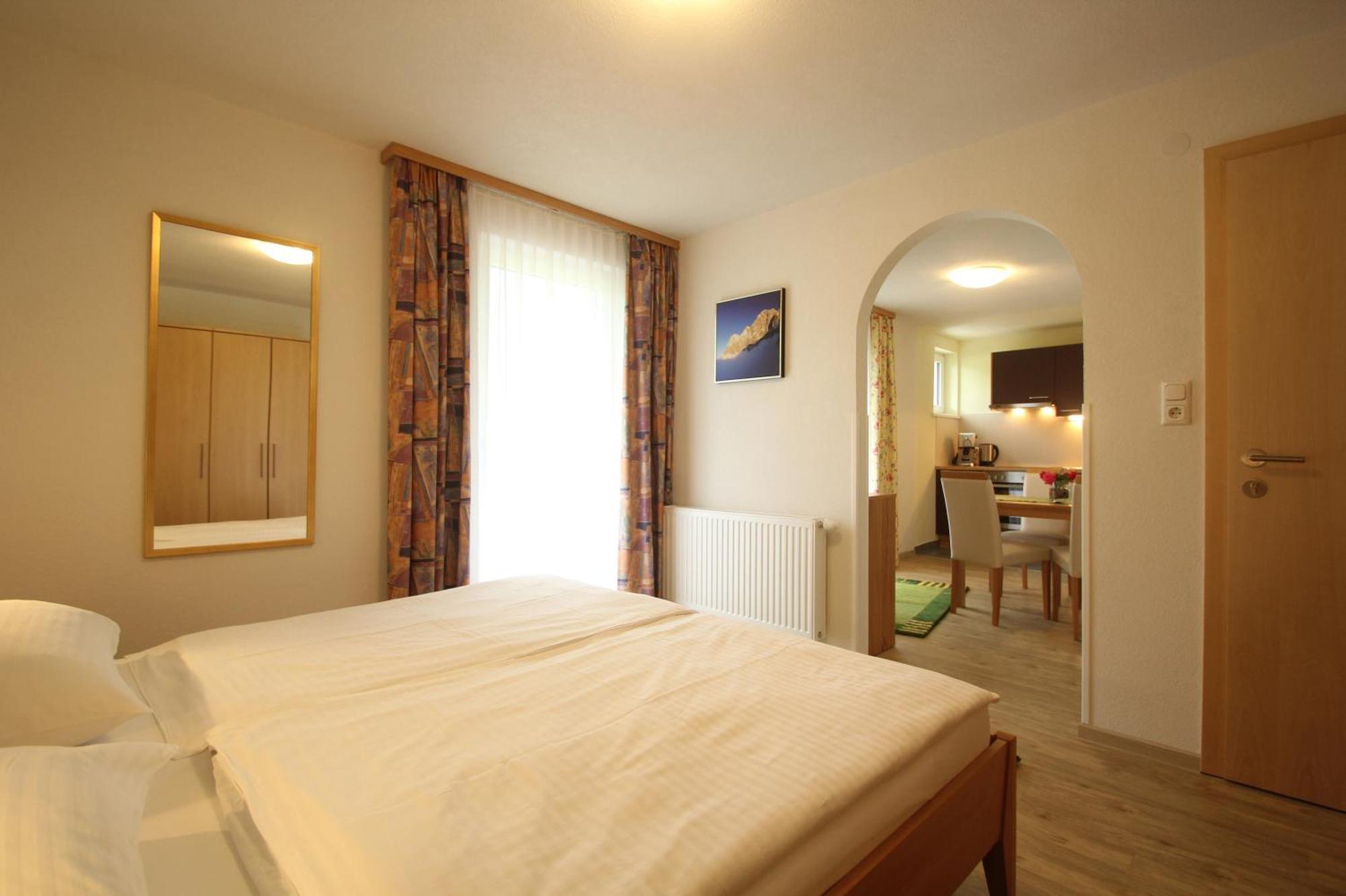 Apartmenthaus Dornroeschen Ramsau am Dachstein Cameră foto