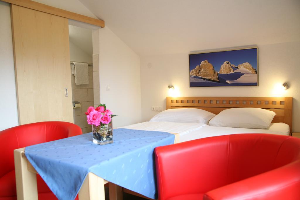 Apartmenthaus Dornroeschen Ramsau am Dachstein Cameră foto