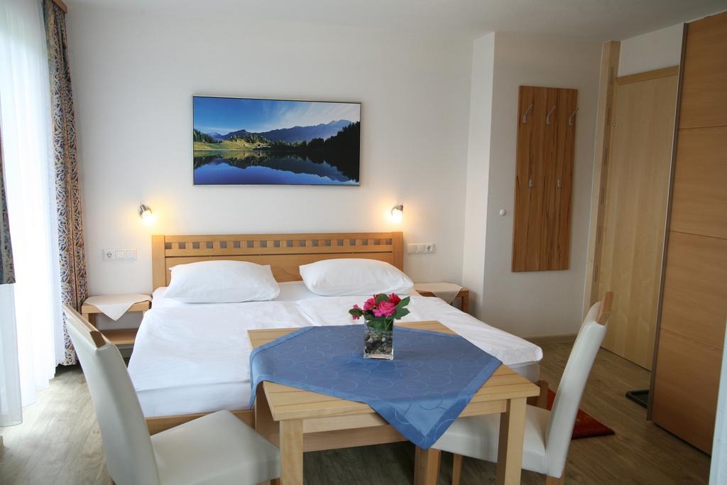 Apartmenthaus Dornroeschen Ramsau am Dachstein Cameră foto